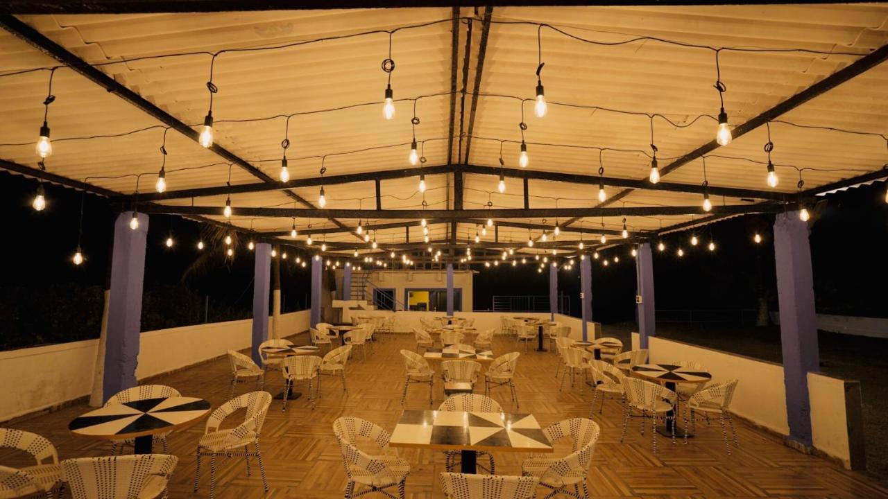 Santorini Vasai Resort Dış mekan fotoğraf
